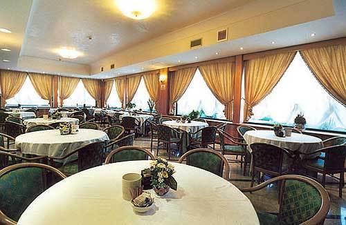 Hotel Valdarno Монтеварчи Екстериор снимка
